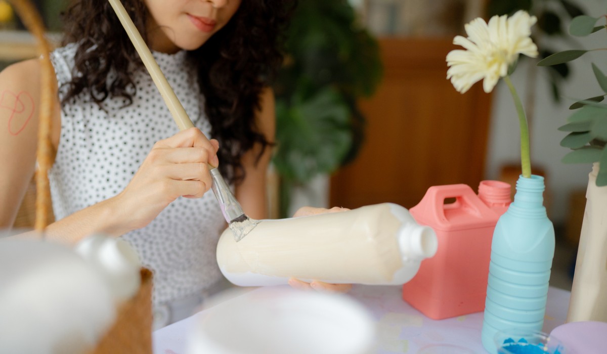 Recycled Materials independence Flower vase from waste plastic bottles