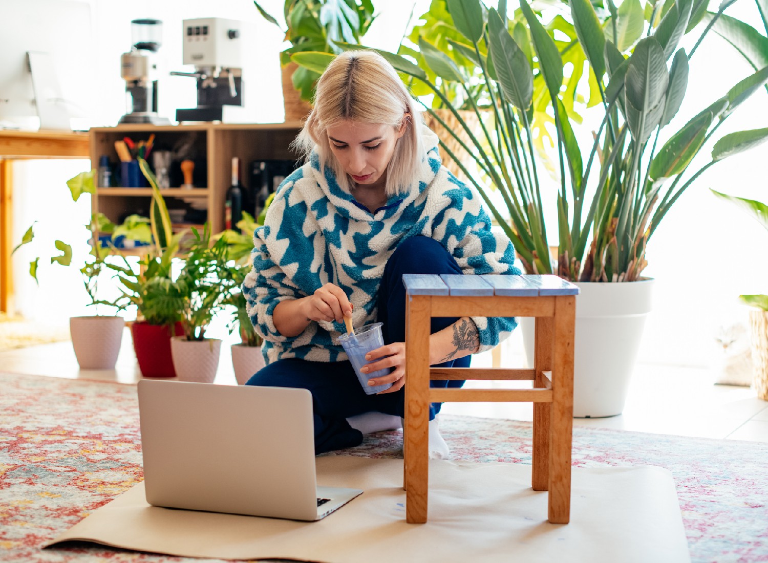 customize-furniture independence Young Woman is Painting Coffee Table With Online Workshop