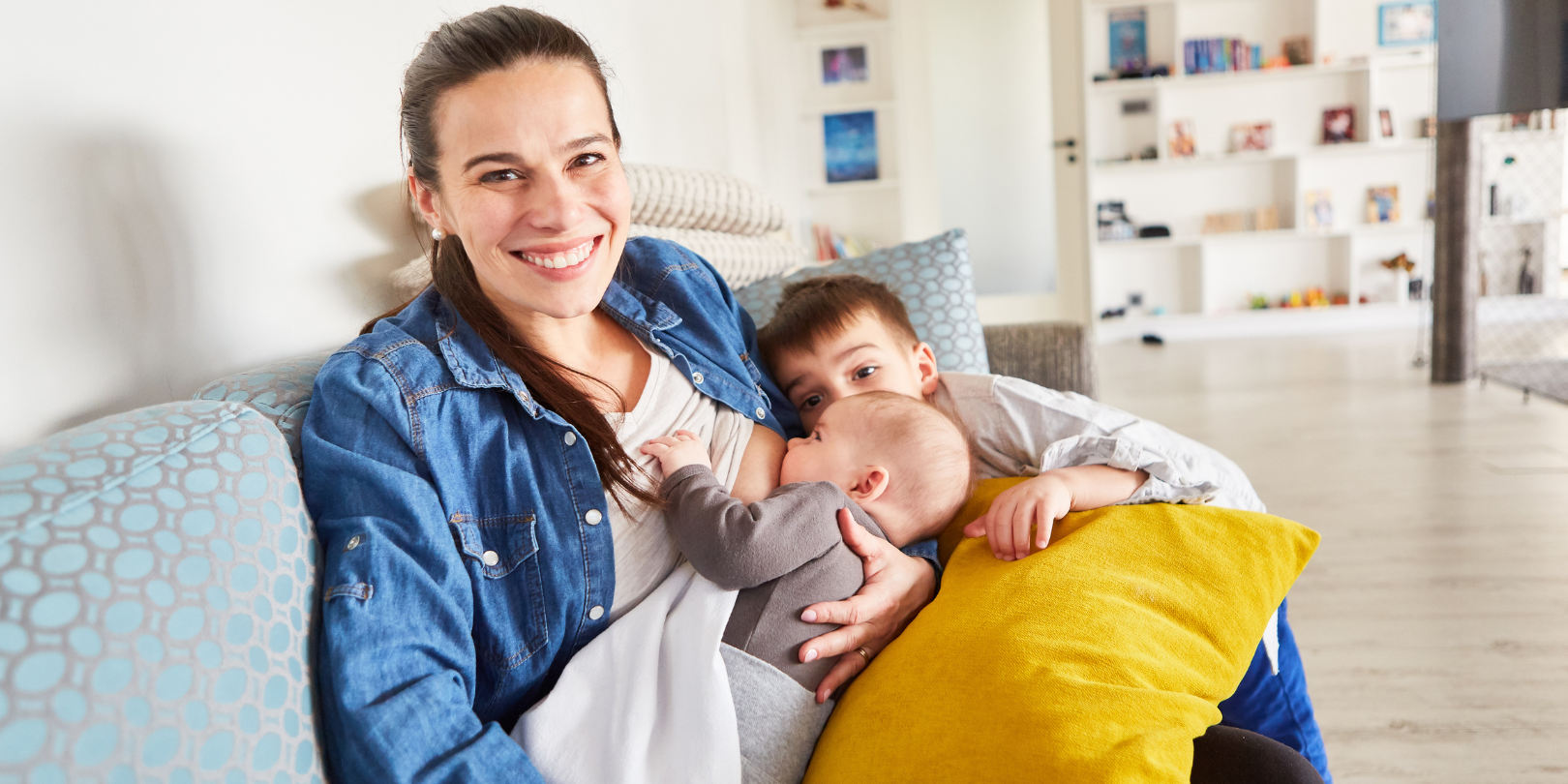 breastfeeding-vs-formula the-independence Happy Smiling Mother Breastfeeding Baby